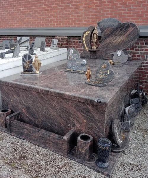 Monument funéraire en marbre