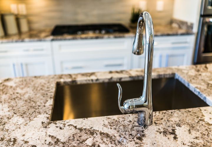 Cuisine et plan de travail sur mesure