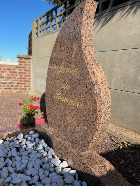 Exemple marbre jardin du souvenir